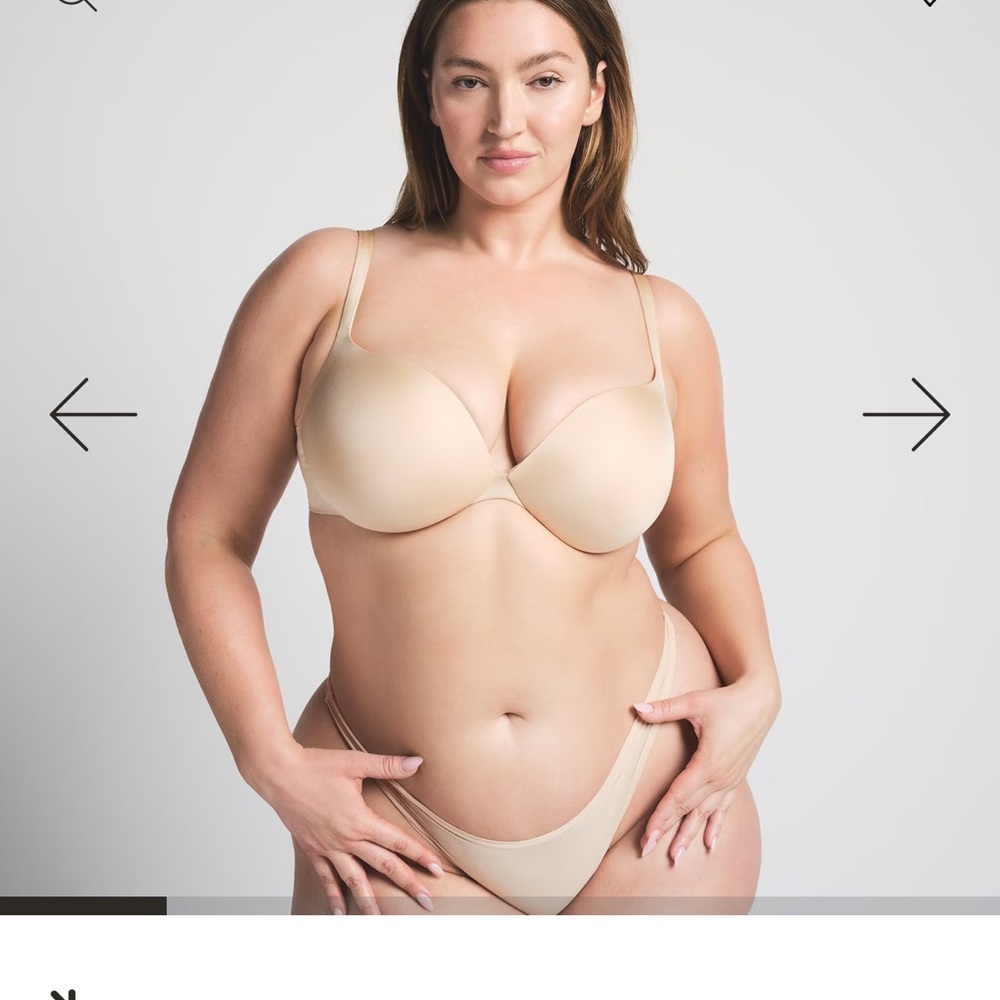 SKIMS Teardrop Push-Up Bra in shade Sand